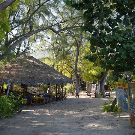 Boukan Guinguette Otel Mole-Saint-Nicolas Dış mekan fotoğraf