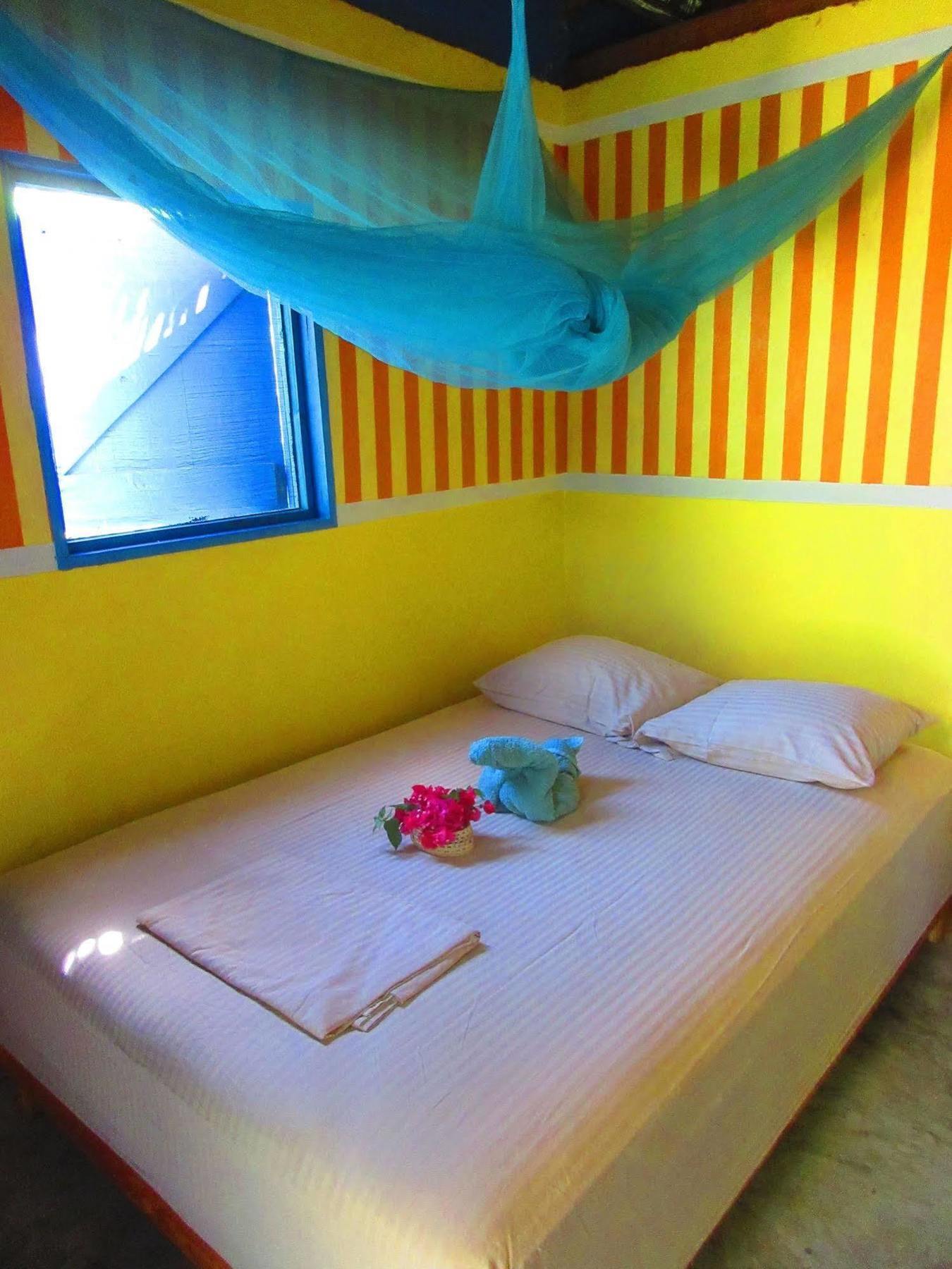 Boukan Guinguette Otel Mole-Saint-Nicolas Dış mekan fotoğraf